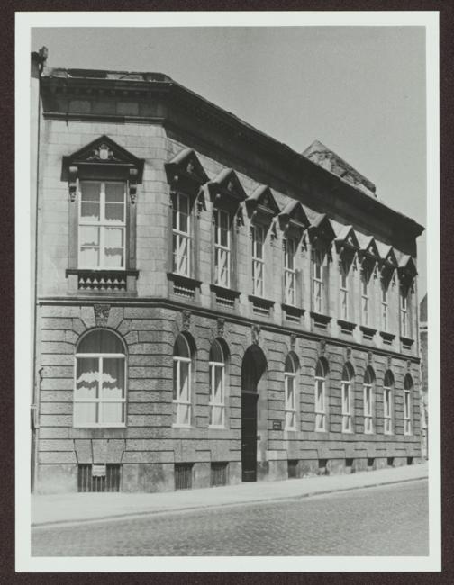 Zur Seitenansicht